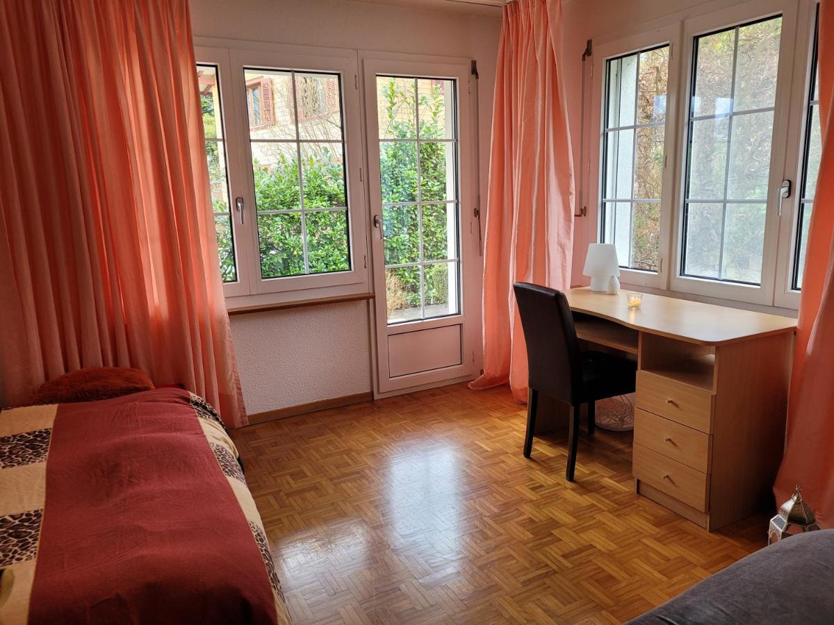 Doppelzimmer mit Balkon